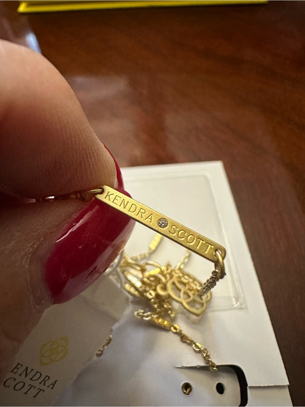 KENDRA SCOTT‎ FERN NECKLACE - GOLD NEW - Picture 9 of 10